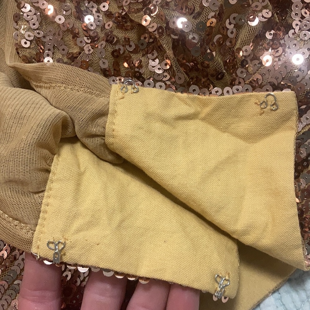 NWT Kushi gold sequin bolero/crop coat perfect😍💎 - Picture 4 of 4